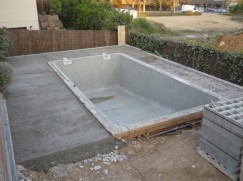 Construcción de Piscinas de Obra - Pavimentación Terraza