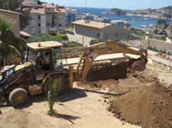 Piscines de fibra - Excavació